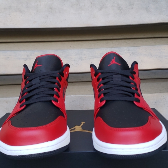 AIR JORDAN 1 LOW - Picture 6 of 17